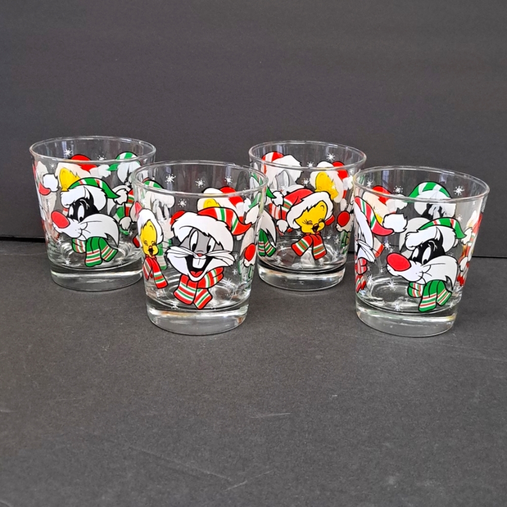 Vintage '94 "WarnerBros" set of 4 Xmas lowball glasses by Anchor Hocking